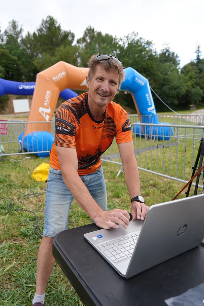 Puce RFID, temps officiel, temps réel : comment on chronomètre vraiment une course